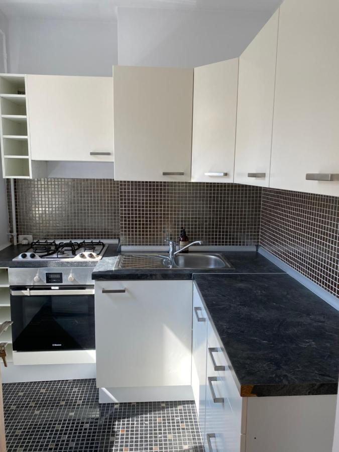 Center - Victoriei Square Apartment