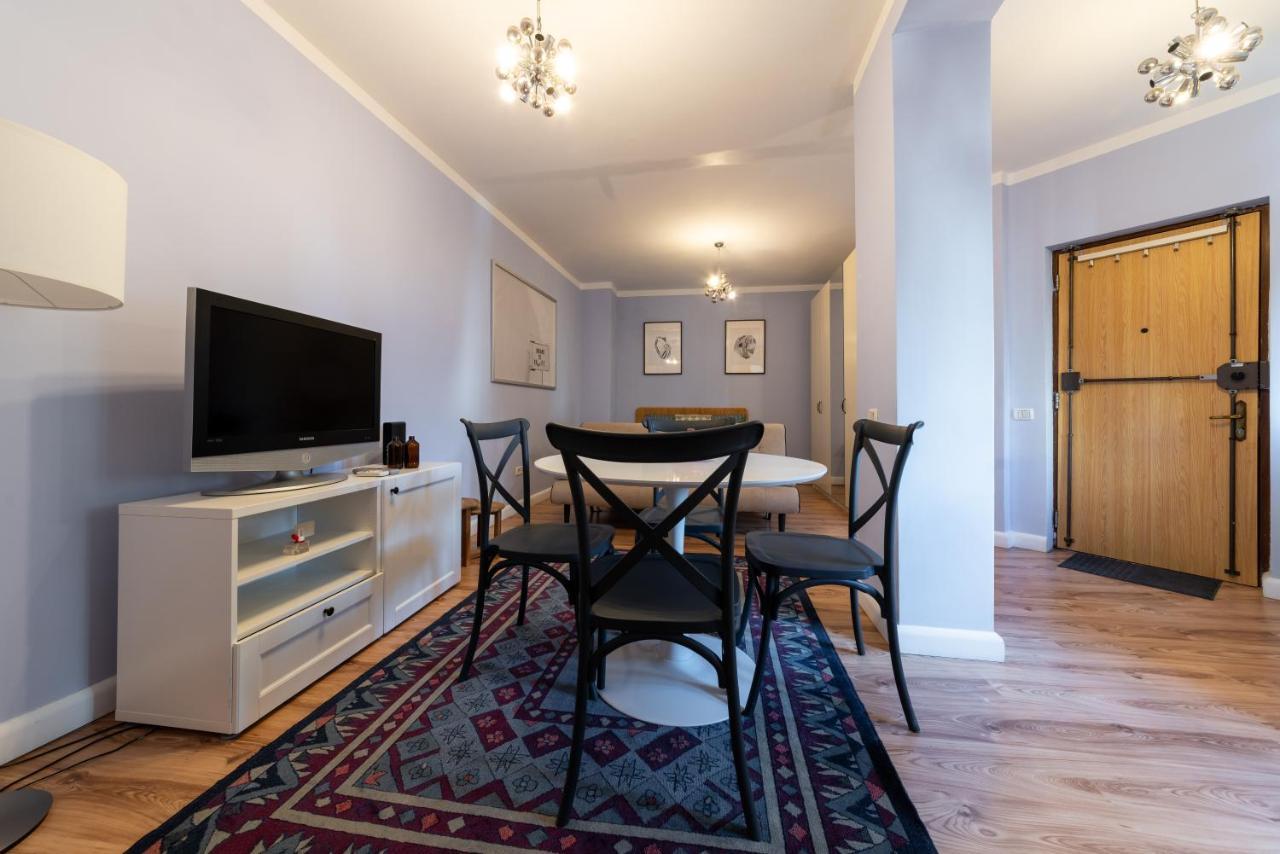 Apartment Center - Victoriei Square Bucharest